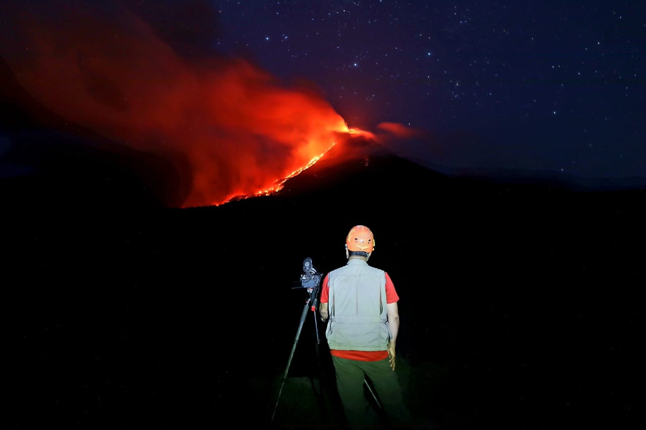 Volcano Tours - Discover Active Volcanoes With a Volcanologist ...