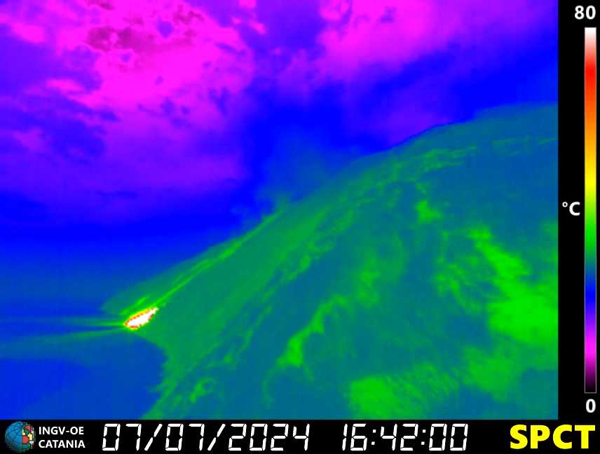 Thermal view of the Sciara showing the newly formed lava delta (image: INGV thermal webcam)