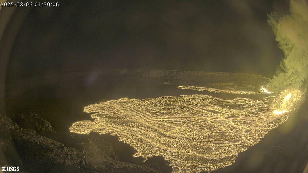 Start of the newest eruptive episode at Kilauea volcano, Hawai'i (image: HVO webcam)