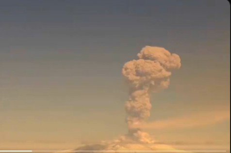 Shiveluch volcano (Kamchatka): eruption with huge ash cloud up to 23,000 ft altitude