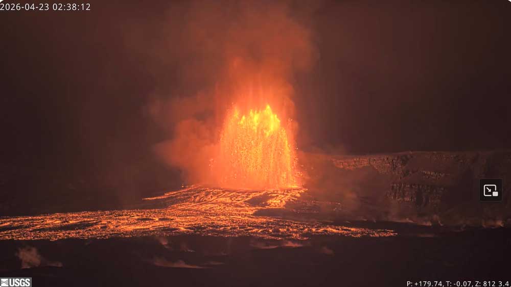 Kilauea volcano (Hawai'i): 45th lava fountaining episode just started