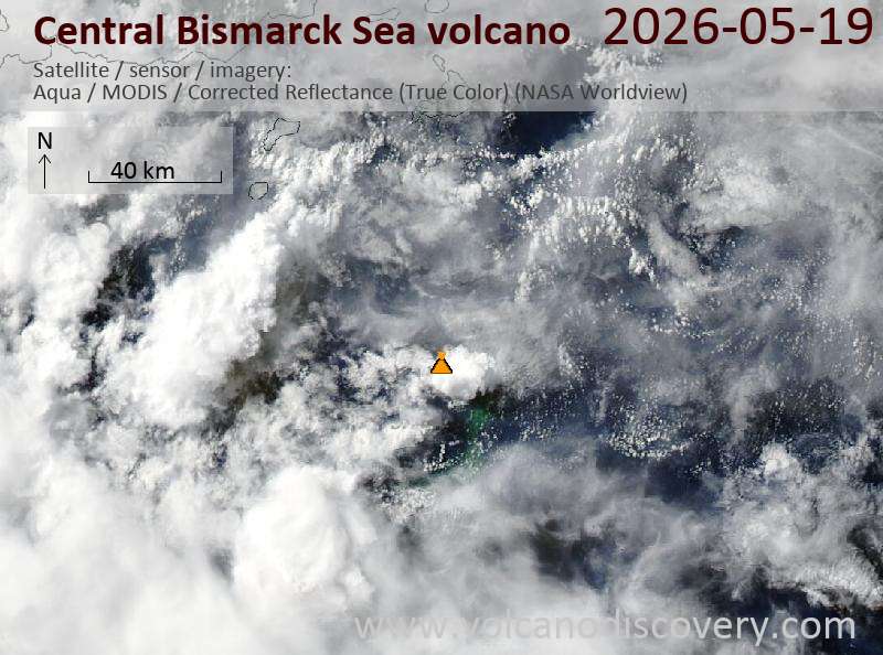 Submarine Volcano Erupts in Central Bismarck Sea, Unleashing Hydrothermal Plumes and Pumice