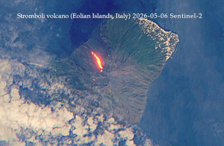 The new lava flow on Sciara del Fuoco as seen from satellite on 6 May (image: Sentinel-2 processed by Martin Kelko)