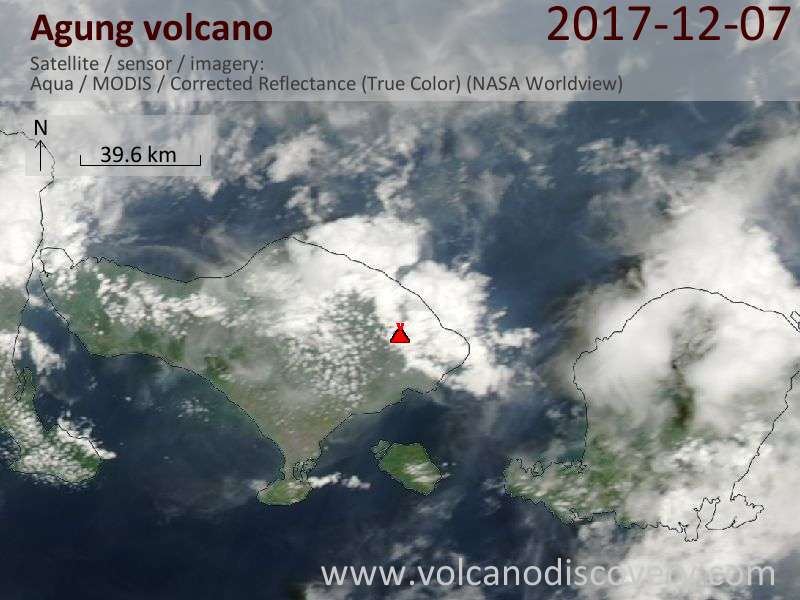 Satellite image of Agung volcano on  7 Dec 2017