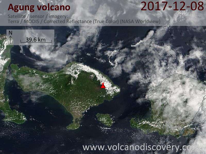 Satellite image of Agung volcano on  8 Dec 2017