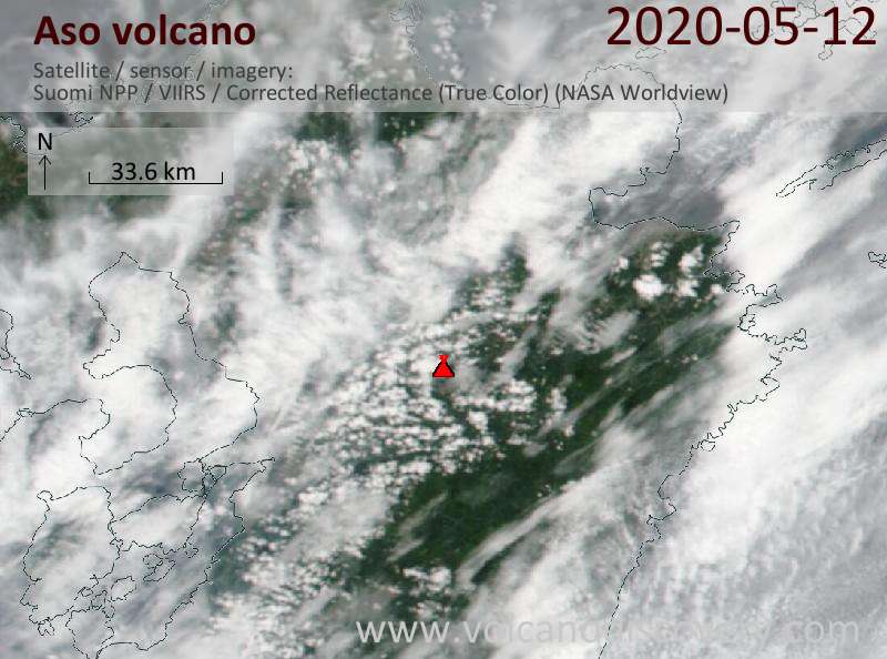 Satellitenbild des Aso Vulkans am 13 May 2020