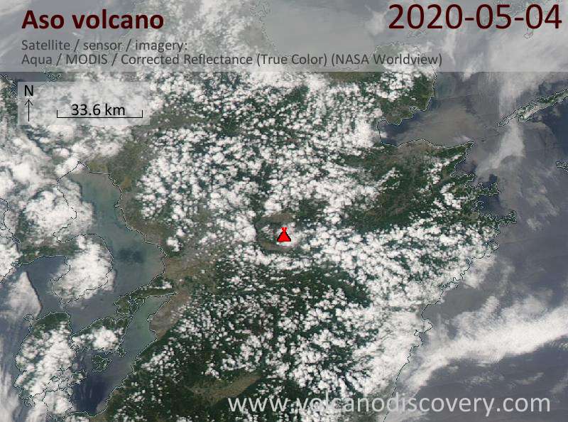 Satellitenbild des Aso Vulkans am  4 May 2020