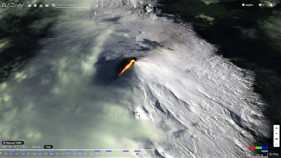 Lava filled the crater and overflowed the north crater rim (image: Sentinel 2)
