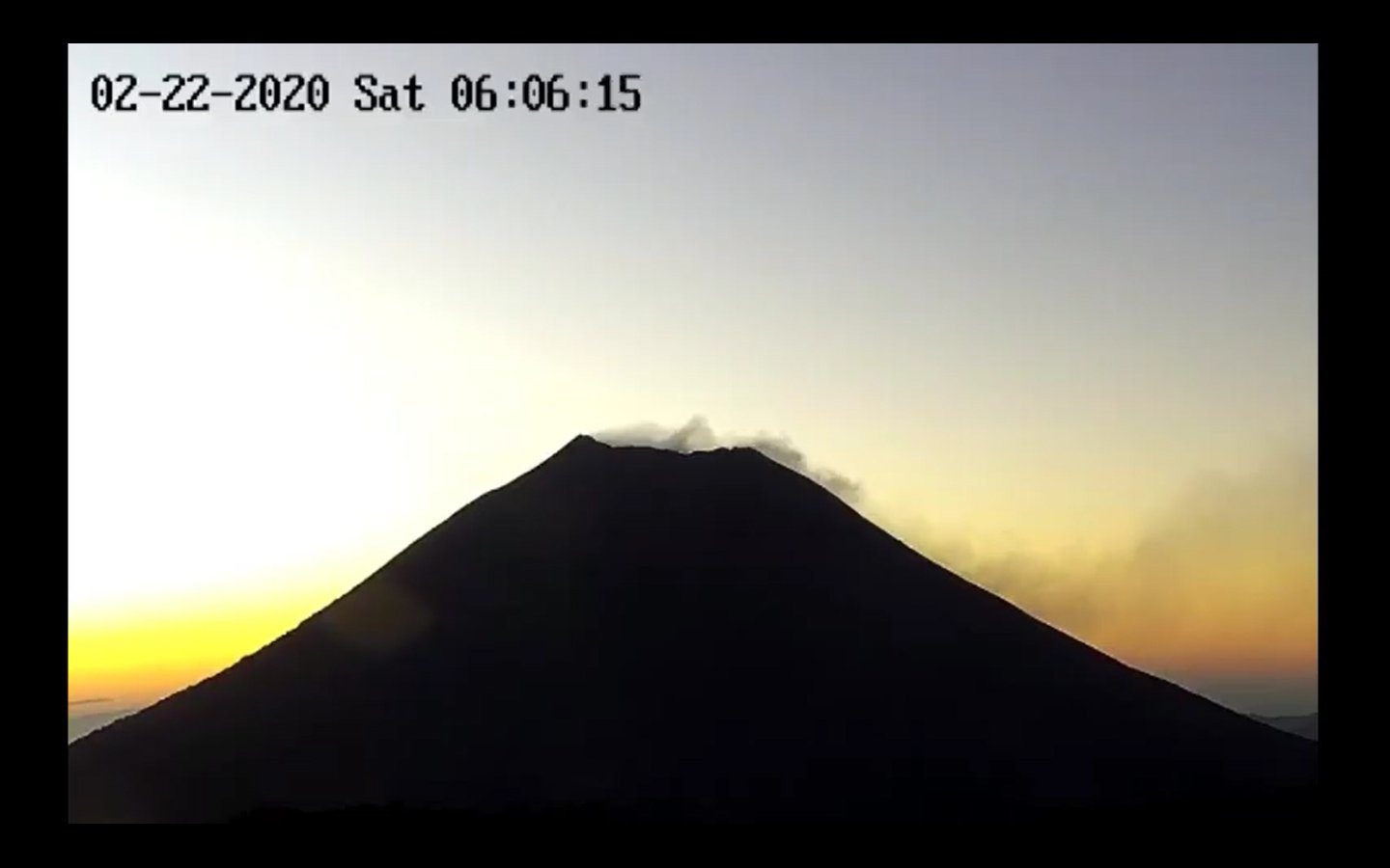 A gas plume from San Miguel volcano (image: Twitter)