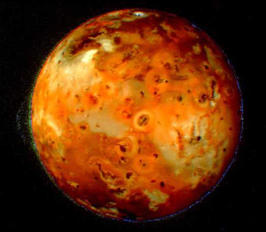 Jupiter's moon Io, photographed by the Voyager 1 spacecraft. Io is the volcanically most active body of the Solar System. Eruptions occur as a result of intense tidal forces exerted by Jupiter's gravity. It has more than 100 active volcanoes with hundreds of active vents. Io's frequent eruptions repeatedly resurface large parts of its surface. (image NASA / GPL)