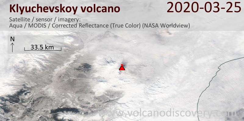Satellitenbild des Klyuchevskoy Vulkans am 25 Mar 2020