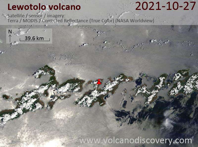Satellitenbild des Lewotolo Vulkans am 27 Oct 2021