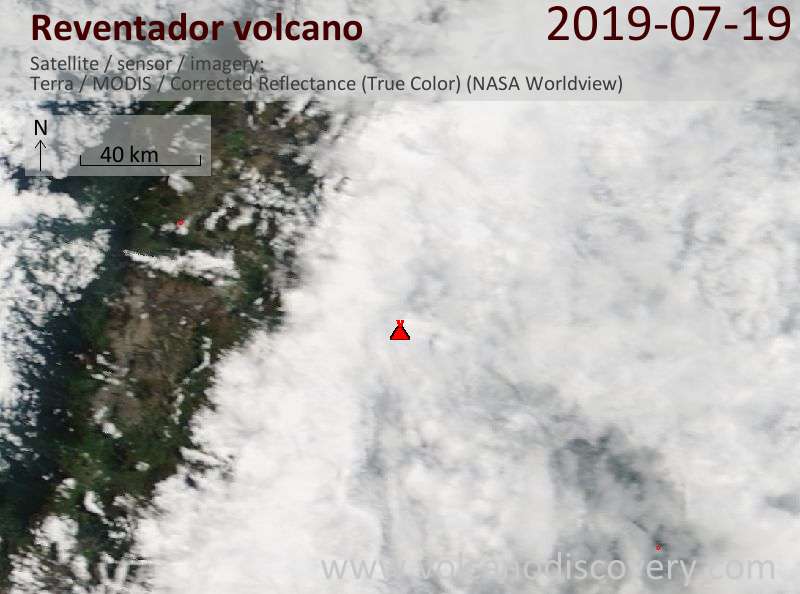 Satellitenbild des Reventador Vulkans am 19 Jul 2019