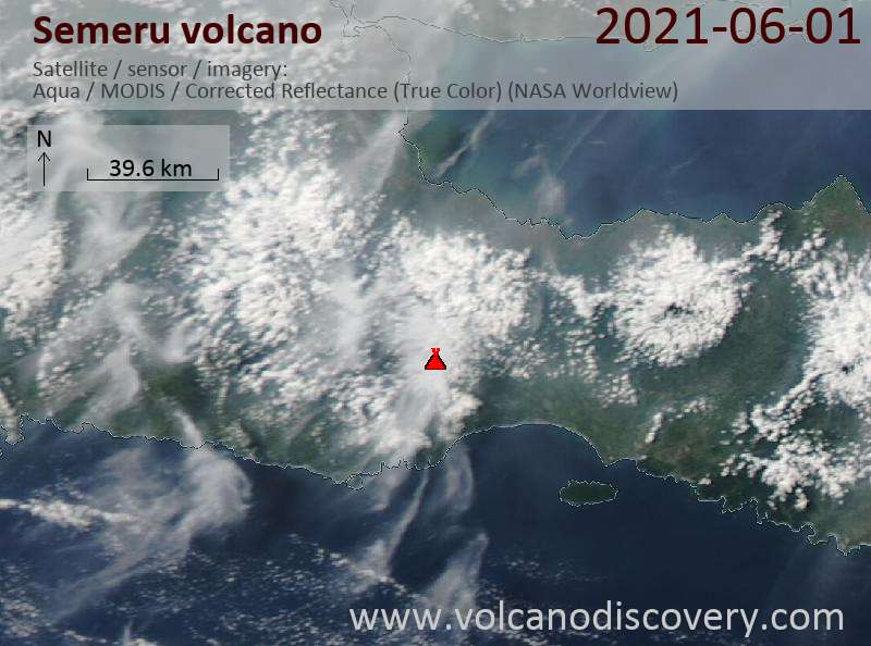Satellite image of Semeru volcano on 27 May 2021