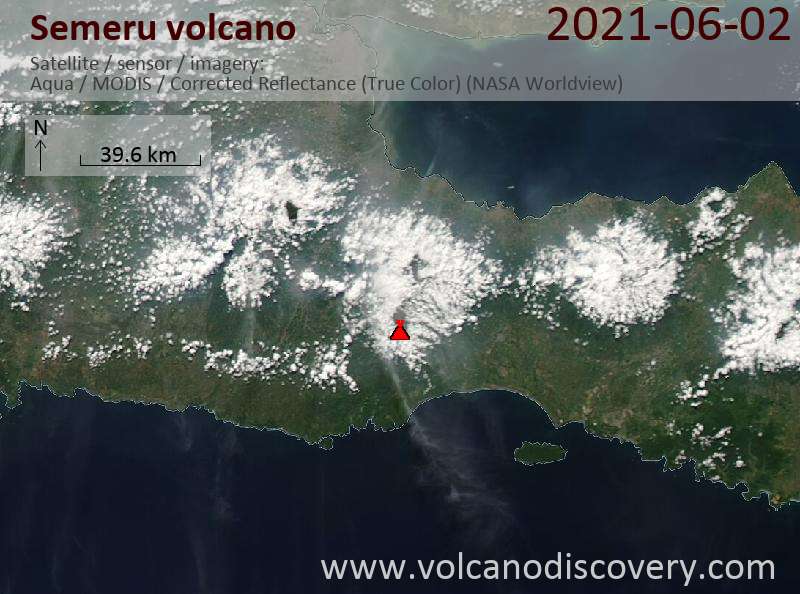 Satellite image of Semeru volcano on  3 Jun 2021