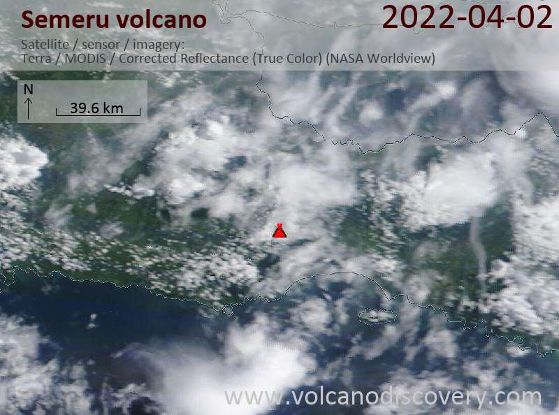Satellite image of Semeru volcano on  2 Apr 2022
