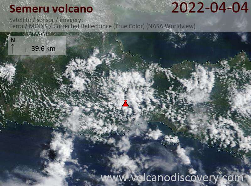 Satellite image of Semeru volcano on  4 Apr 2022