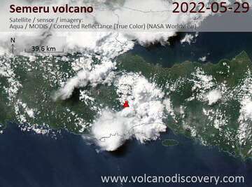 Imagen satelital del volcán Semeru el 29 de mayo de 2022