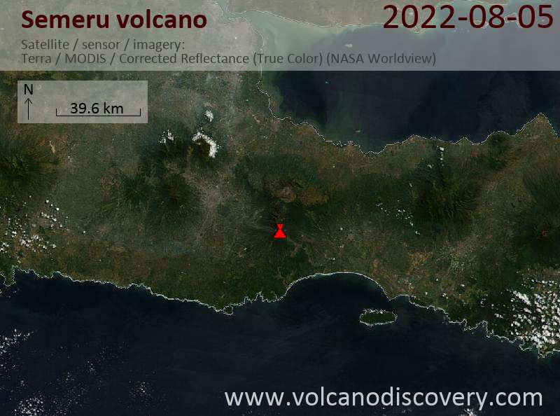 Satellite image of Semeru volcano on  5 Aug 2022