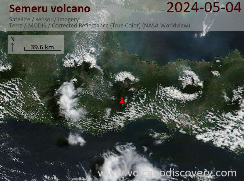 Satellite image of Semeru volcano on  5 May 2024