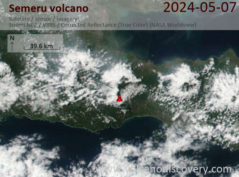 Satellite image of Semeru volcano on  7 May 2024