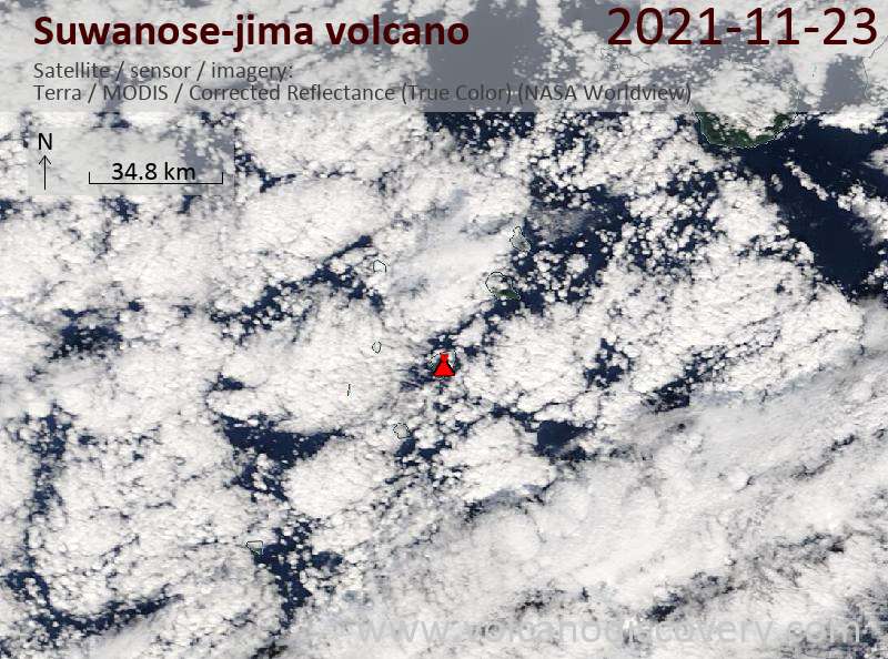 Satellitenbild des Suwanose-jima Vulkans am 24 Nov 2021