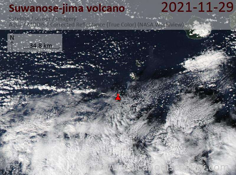 Спутниковое изображение вулкана Suwanose-jima 30 Nov 2021