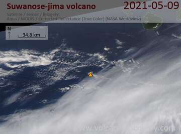 Satellite image of Suwanose-jima volcano on 9 May 2021