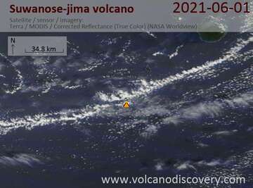 Satellite image of Suwanose-jima volcano on  2 Jun 2021