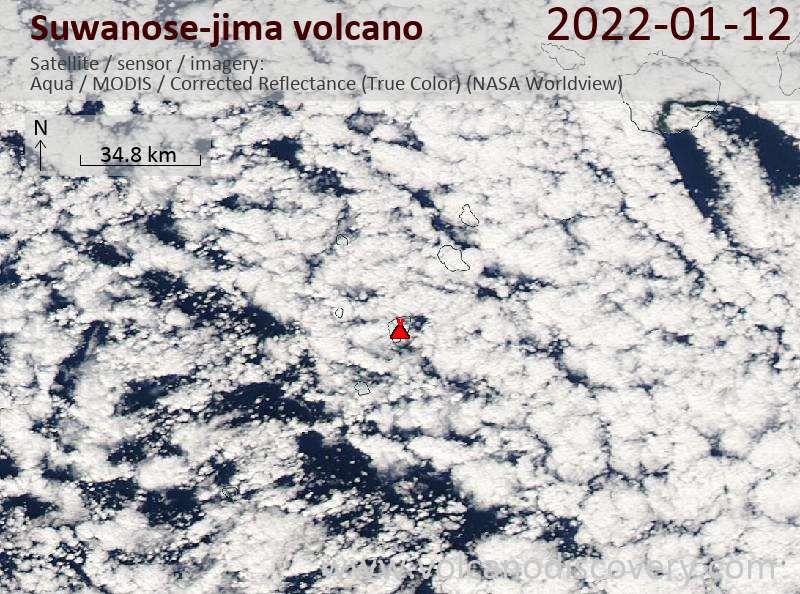 Satellitenbild des Suwanose-jima Vulkans am 13 Jan 2022
