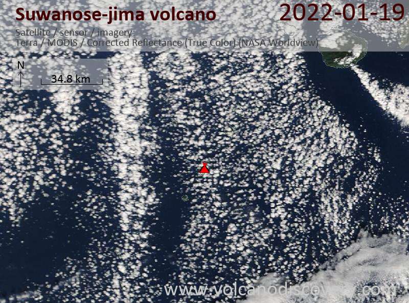 Satellite image of Suwanose-jima volcano on 19 Jan 2022