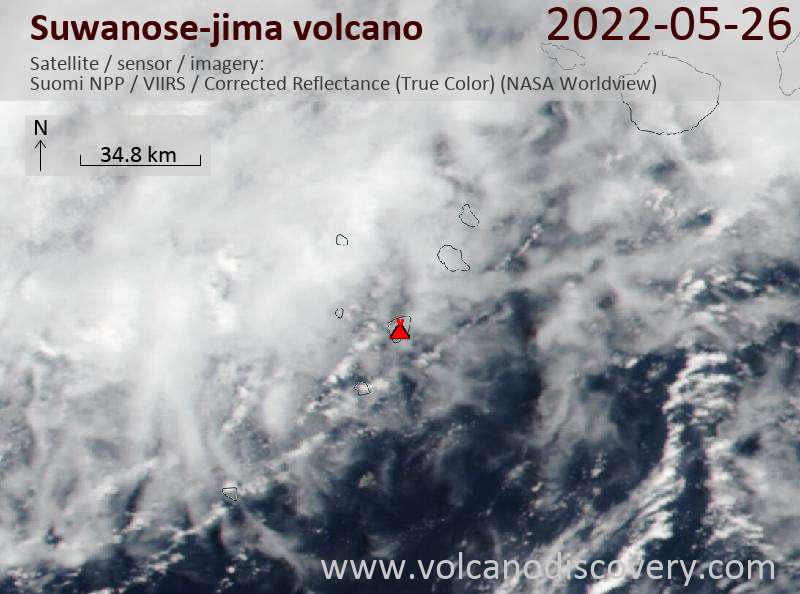 Satellite image of Suwanose-jima volcano on 26 May 2022