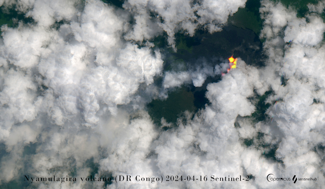 The lava lake at Nyamuragira volcano continues to be active (image: Sentinel-2)