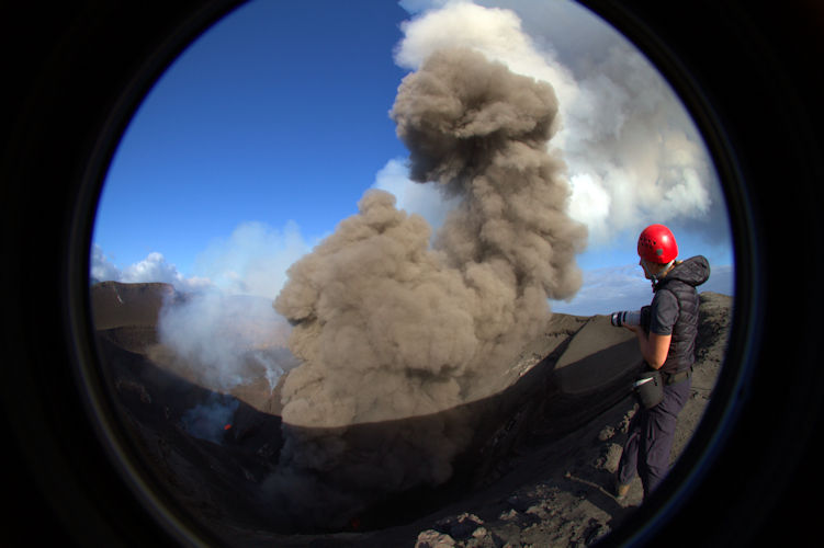 Guaranteed volcano tour departures with open spaces