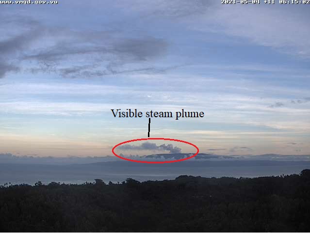 Emissions of gas and steam plumes from Ambae volcano visible from webcam on 4 May (image: VMGD)