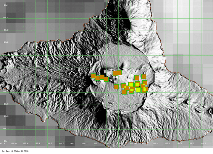 Hot spots inside the caldera showing the approx. extent of the lava flows (image: MODIS / Univ. Hawaii)