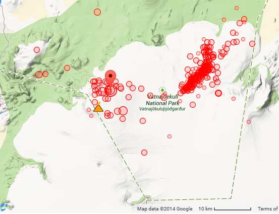 Earthquakes at Bardarbunga volcano so far today. The pointer is the epicenter of the magnitude 4 quake this morning.