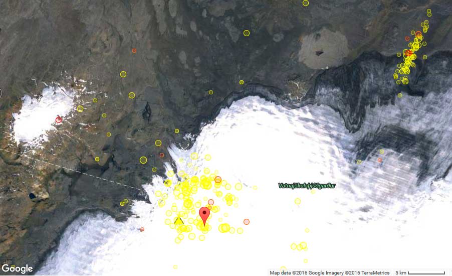 Earthquakes under and near Bardarbunga volcano since Jan 2016 (yellow circles = older than 2 days, red = past 48 hours)