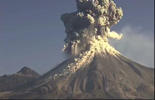 Colima Volcano Mexico Strong Explosion Ash To 29 000 Ft Volcanodiscovery