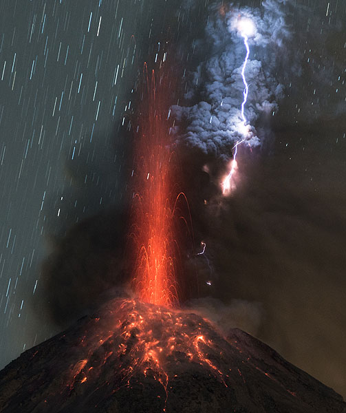 Strong vulcanian eruption at Colima volcano with volcanic lightning