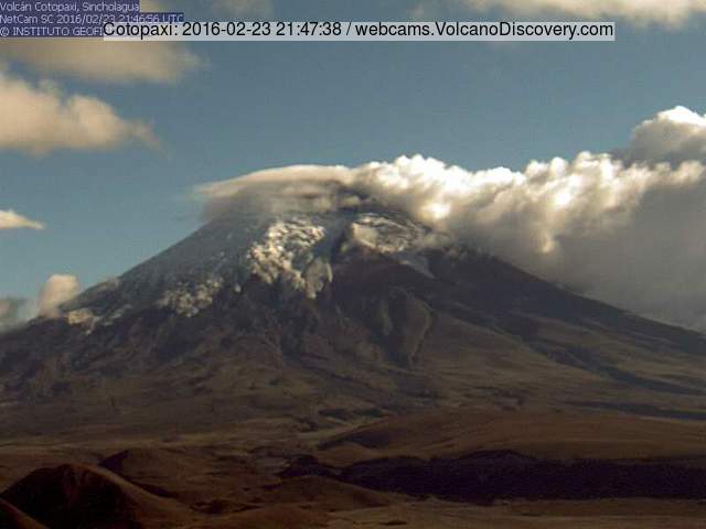 Cotopaxi volcano in calm yesterday