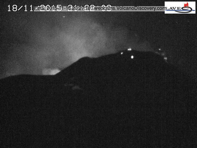Glow from Etna's Voragine during a small strombolian explosion