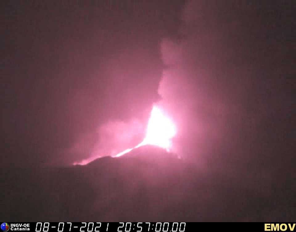 Lava fountain from last night's paroxysm at Etna's New SE crater (image: INGVvulcani / facebook)