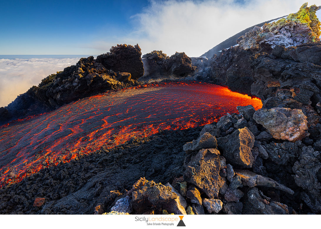 The active vent of Etna's lava flow in January 2023 (image: Salvo Orlando / www.sicilylandscape.com)