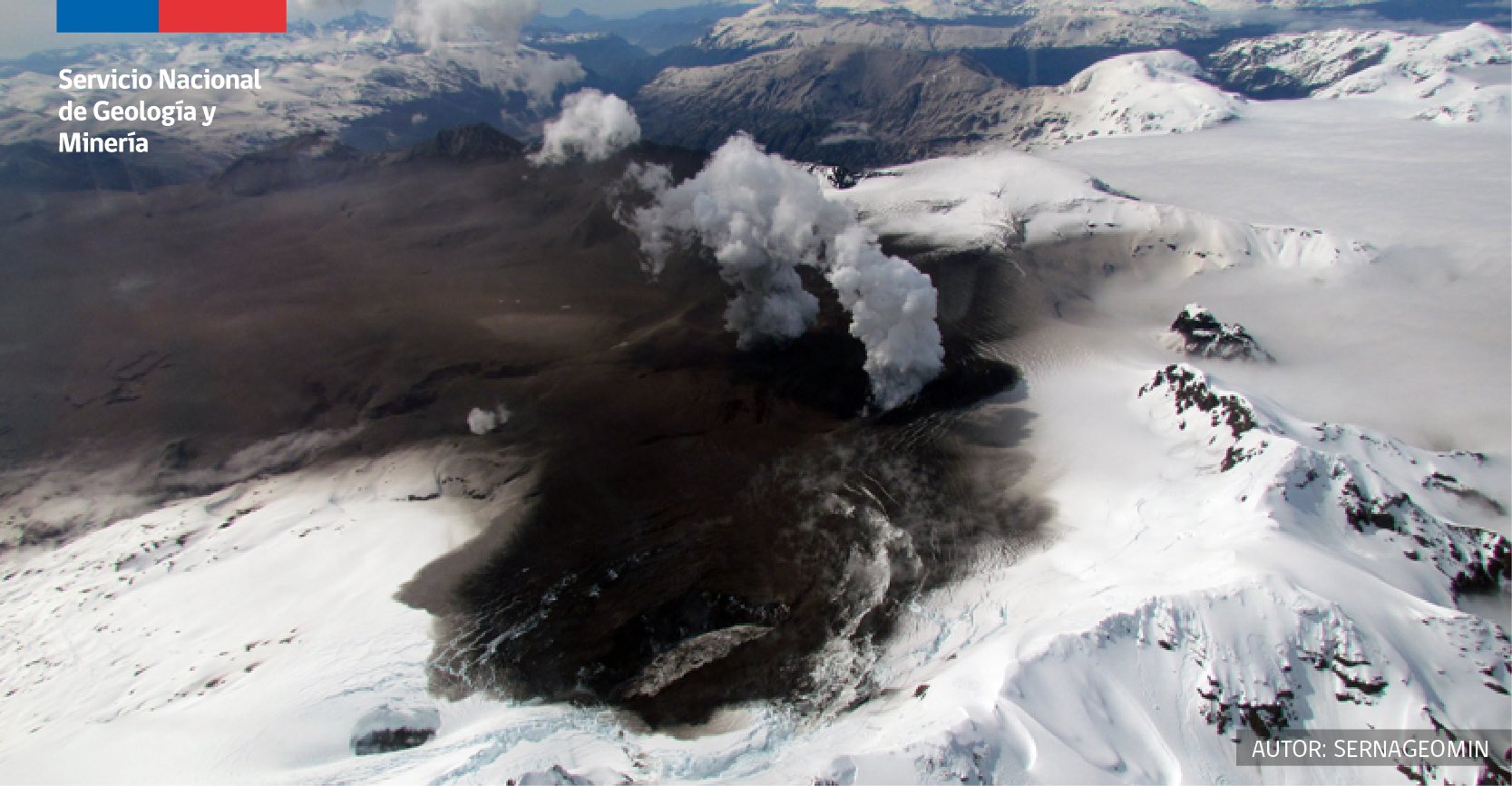 Degassing activity at Cerro Hudson volcano (image: SERNAGEOMIN)