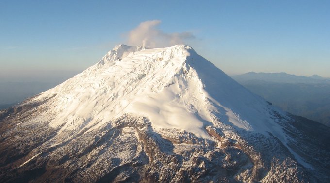 Nevado del Huila volcano (image: Volcaholic/twitter)