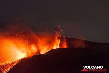 Eruption Special to Ibu and Dukono volcanoes