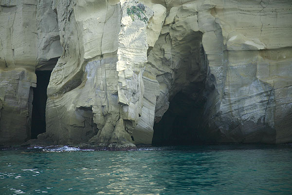 Römische Grotten in den Ascheschichten beim Kap Posillipo