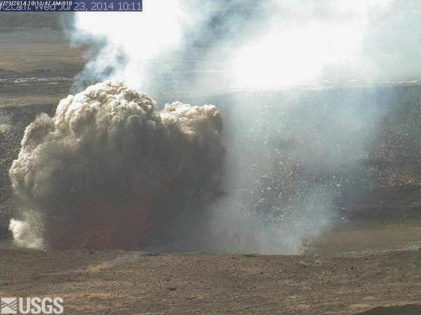 Explosive eruption at  Halema'uma'u lava lake on 23 July