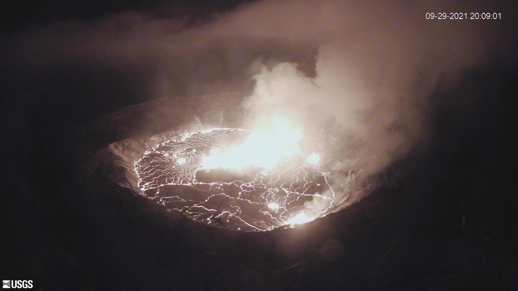The lava lake at Kilauea volcano seen last night (image: USGS webcam)